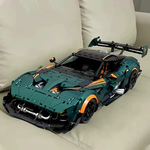 Zestaw Klocki Technic Aston Martin Vulcan Vulcan RC 1:8 3794 Elementy